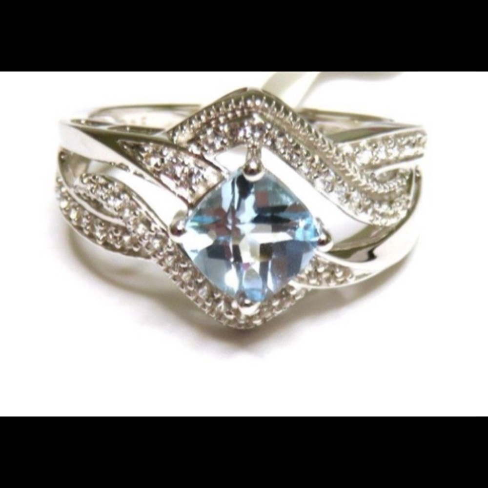 NWT Sterling Silver BLUE Topaz Sapphire Ring
